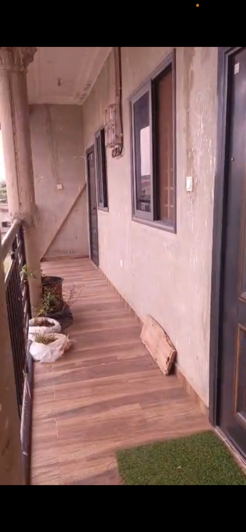 Chamber and hall self contained